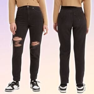 NWT LEVI'S High Waisted Mom Black Destructed Jeans Size 25